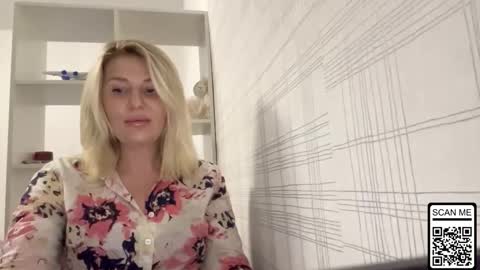 blondie_xoxoxo online show from 10/25/25, 04:46