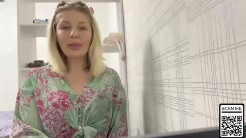 blondie_xoxoxo online show from 11/11/25, 12:38