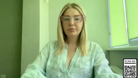 Snapshot of blondie_xoxoxo chatting on 07/10/26, 10:18 blondie_xoxoxo online show from 07/10/26, 10:18