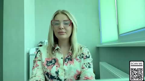 Snapshot of blondie_xoxoxo chatting on 07/14/26, 09:36 blondie_xoxoxo online show from 07/14/26, 09:36