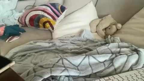 IM TRYNG online show from 11/07/25, 05:24