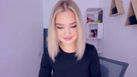 Sophia online show from 03/07/25, 02:34