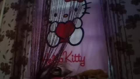 Snapshot of blowin_in_thewind chatting on 12/04/25, 07:39 blowin_in_thewind online show from 12/04/25, 07:39