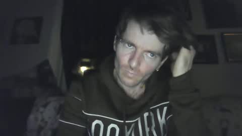 Snapshot of blowme19866 chatting on 01/08/25, 10:04 blowme19866 online show from 01/08/25, 10:04