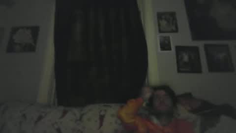 Snapshot of blowme19866 chatting on 01/22/25, 01:10 blowme19866 online show from 01/22/25, 01:10