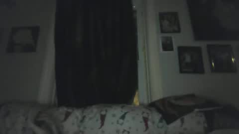 Snapshot of blowme19866 chatting on 01/23/25, 04:19 blowme19866 online show from 01/23/25, 04:19