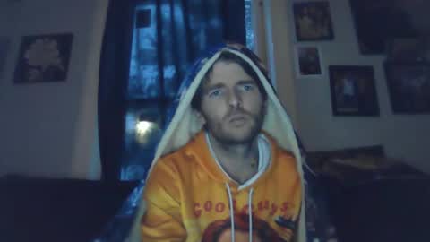 Snapshot of blowme19866 chatting on 01/28/25, 10:34 blowme19866 online show from 01/28/25, 10:34