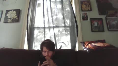 Snapshot of blowme19866 chatting on 01/30/25, 01:31 blowme19866 online show from 01/30/25, 01:31