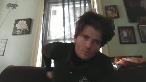 Snapshot of blowme19866 chatting on 02/11/25, 01:51 blowme19866 online show from 02/11/25, 01:51