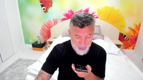 Snapshot of blowmyxxl chatting on 11/20/25, 08:58 Nico online show from 11/20/25, 08:58