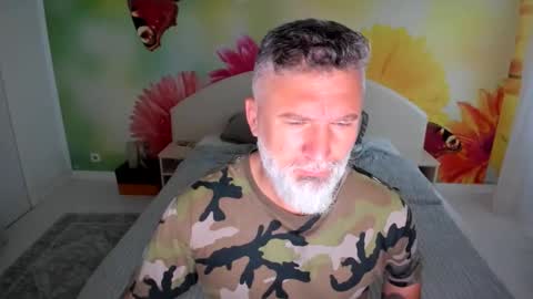 Snapshot of blowmyxxl chatting on 12/04/25, 02:26 Nico online show from 12/04/25, 02:26