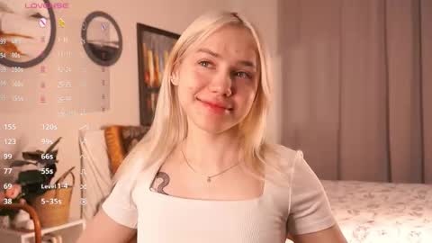 Adeline online show from 11/20/25, 07:41