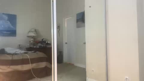 blue_cum_bunny123 online show from 10/12/25, 12:04