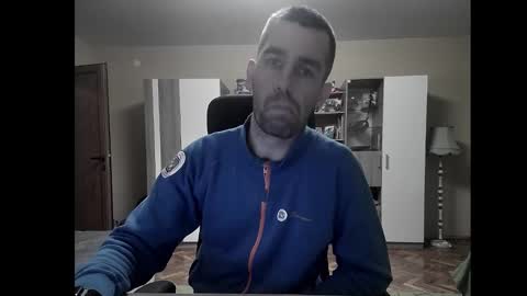 Runaway online show from 12/10/24, 03:33