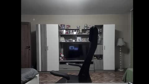 Runaway online show from 12/29/24, 03:24