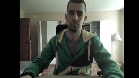 Runaway online show from 01/01/25, 08:02