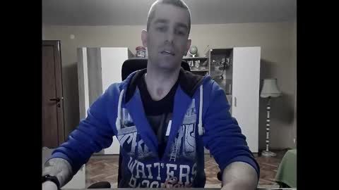 Runaway online show from 02/22/25, 03:58