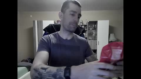 Runaway online show from 02/26/25, 08:44