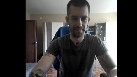 Runaway online show from 10/23/25, 07:07