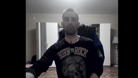 Runaway online show from 02/02/26, 08:51