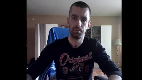 Runaway online show from 02/03/26, 02:55