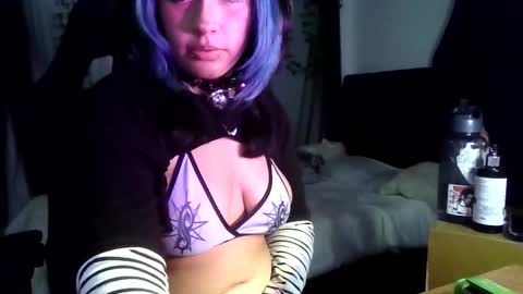 blue katt online show from 09/19/25, 11:16