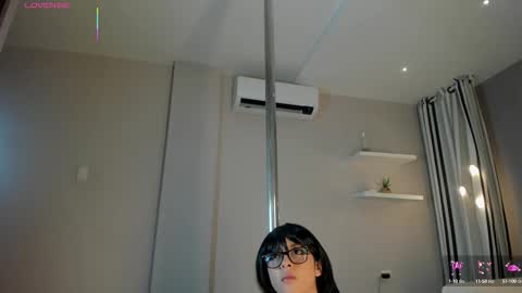 Snapshot of blue_sixx chatting on 10/12/25, 09:14 blue_sixx online show from 10/12/25, 09:14