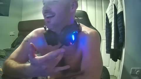 bluebirdflame1 online show from 12/22/24, 07:00