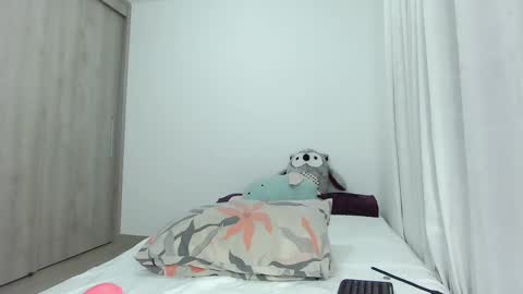 Snapshot of bluediamond_ chatting on 02/20/25, 03:45 bluediamond_ online show from 02/20/25, 03:45