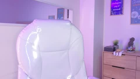        online show from 10/18/25, 10:27