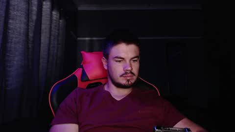 blueeyeboy0 online show from 12/18/24, 04:42