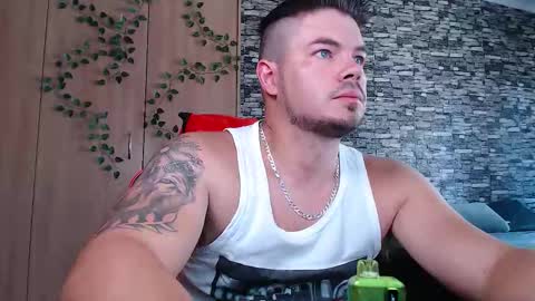 blueeyeboy0 online show from 01/13/26, 09:03