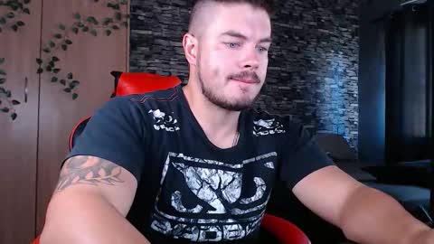 blueeyeboy0 online show from 02/02/26, 07:07