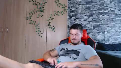 blueeyeboy0 online show from 02/23/26, 07:28