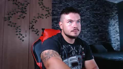 blueeyeboy0 online show from 03/18/26, 08:06