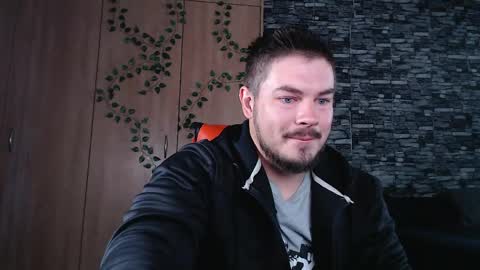 blueeyeboy0 online show from 05/13/26, 08:12