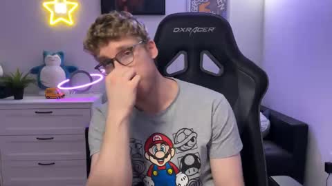 blueeyedtallguy online show from 12/06/24, 04:36