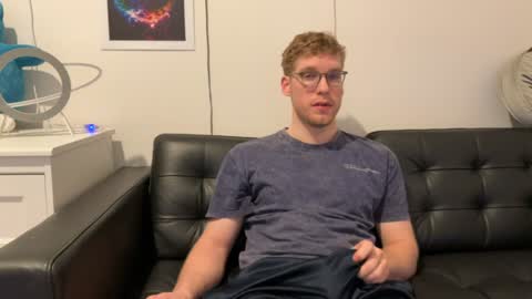 blueeyedtallguy online show from 12/25/24, 10:59