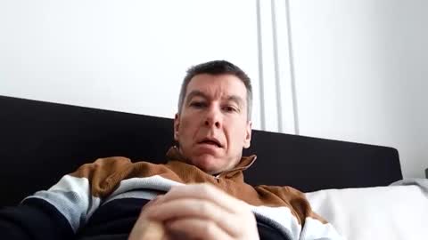 blueeyesteele online show from 04/13/26, 11:37
