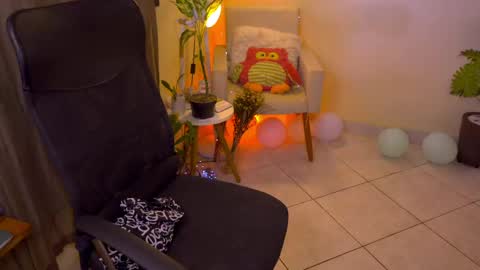 FLORAA online show from 04/15/26, 06:48