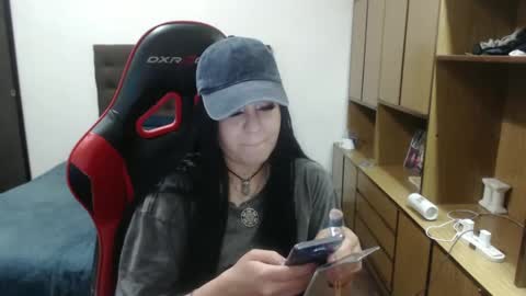 bluegoddessstoned online show from 09/19/25, 08:20