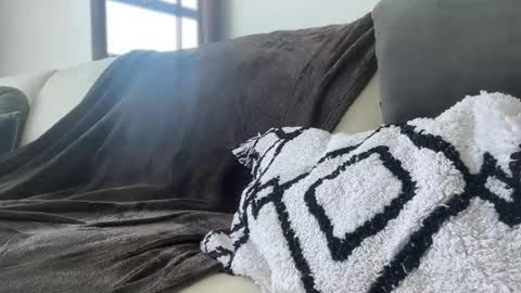 blueishgold22 online show from 04/14/26, 02:01