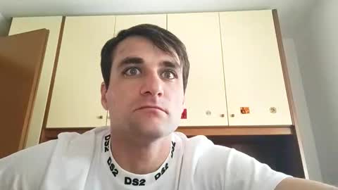 bluejoee online show from 04/07/26, 10:15