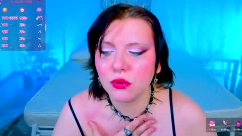 Hi my name is Lunaray online show from 12/20/25, 10:44