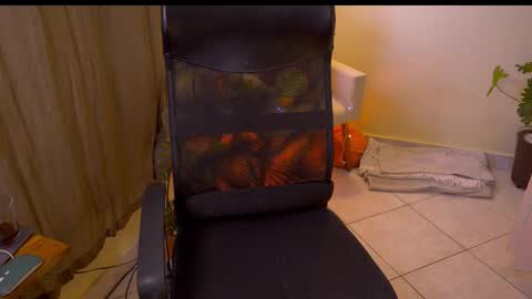 FLORAA online show from 10/15/25, 01:00