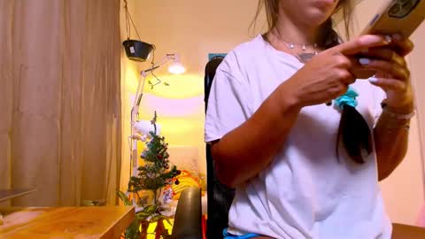 FLORAA online show from 12/20/25, 11:39