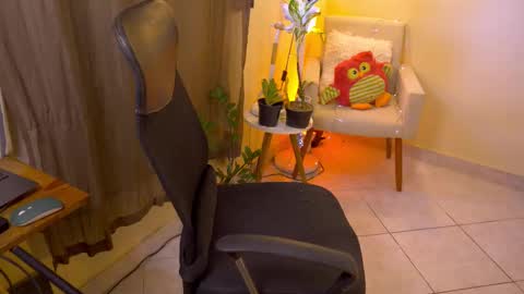 FLORAA online show from 01/12/26, 01:05