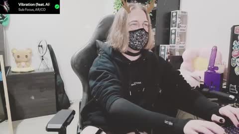 Blue online show from 01/12/26, 10:37