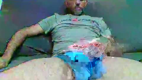 blueyes78 online show from 04/19/26, 12:33