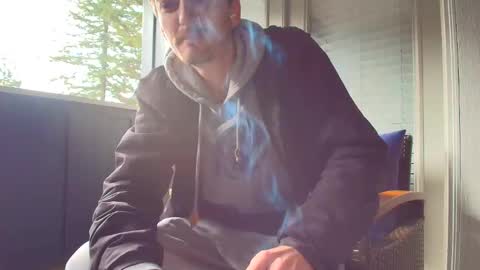 blue online show from 10/30/25, 04:30